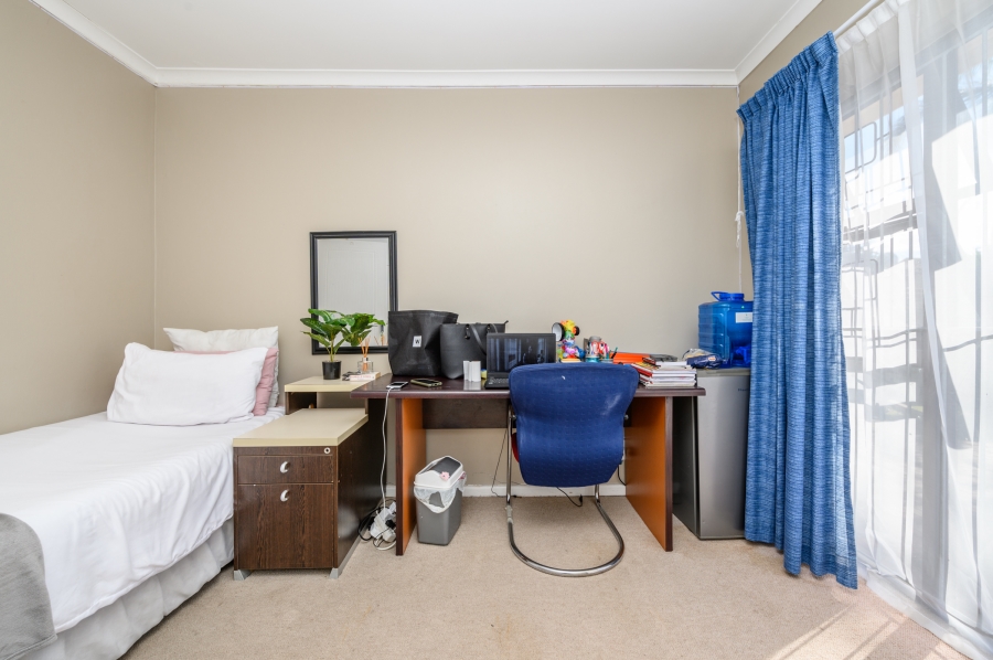 15 Bedroom Property for Sale in Summerstrand Eastern Cape